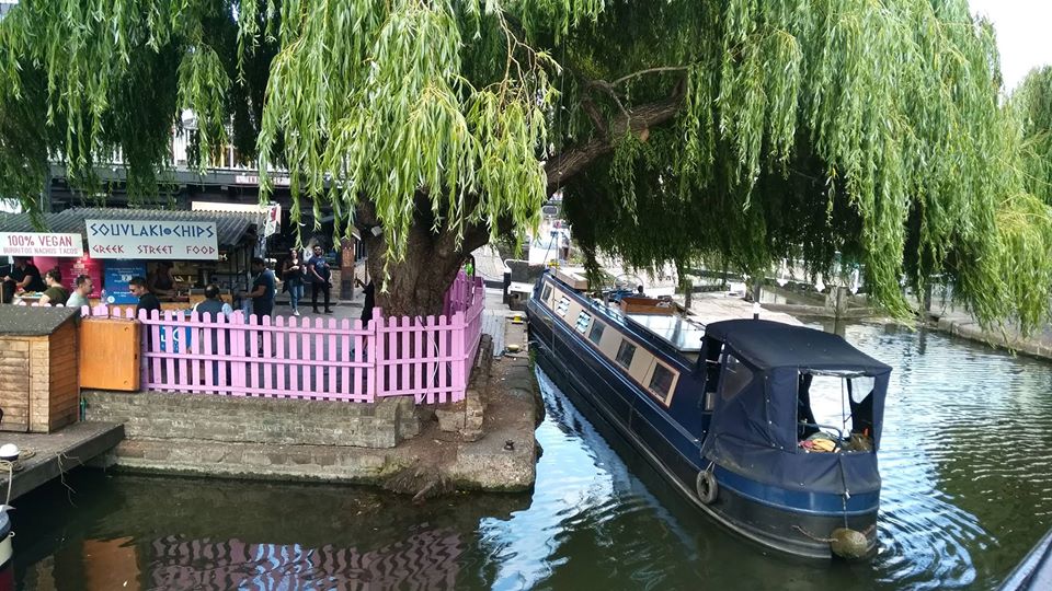 Camden Town, putovanje u London